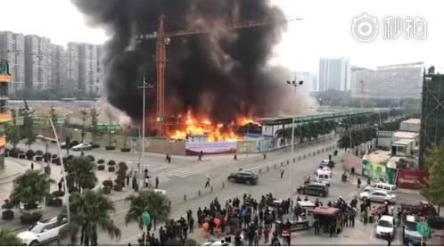 成都高新爆料事件视频,揭秘背后真相与争议