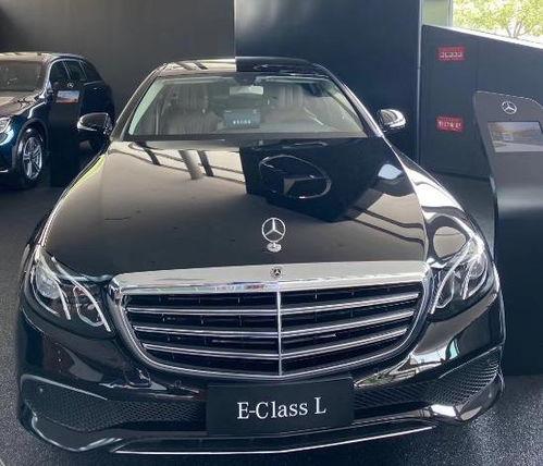 最新奔驰e300爆料,豪华升级，智能领航，驾驭未来新篇章